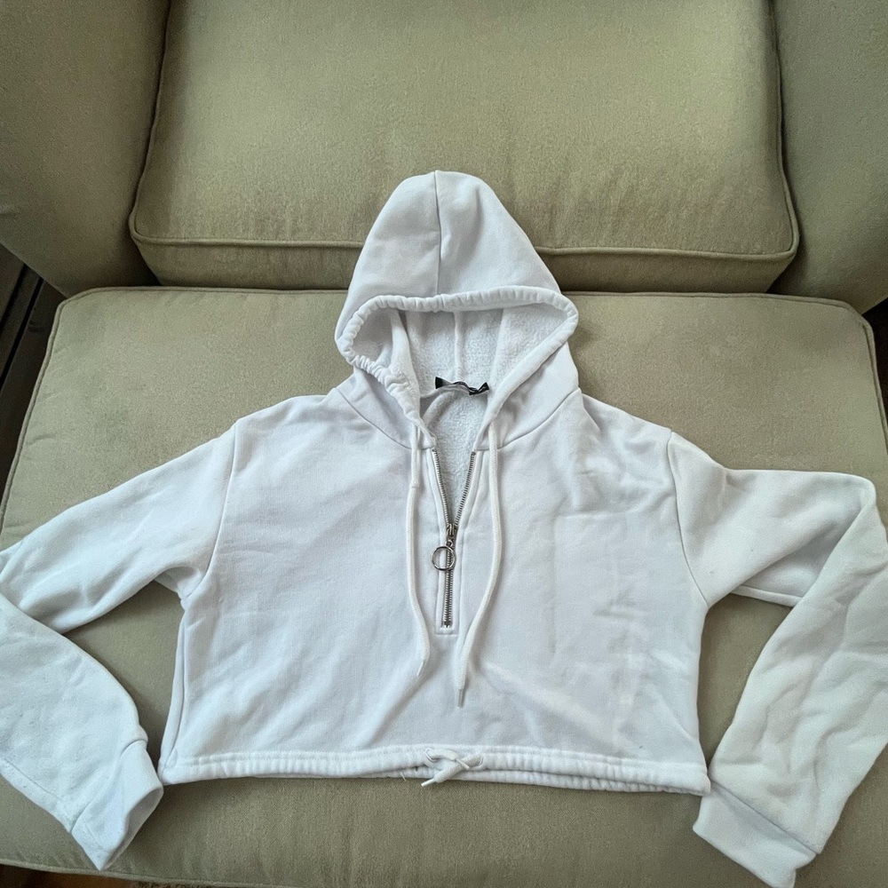 White cropped hoodie